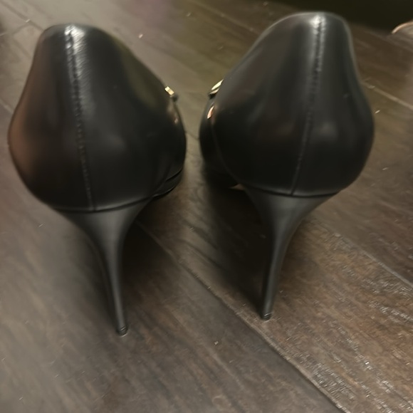 Black Gucci Horse-bit Heels - Picture 3 of 8